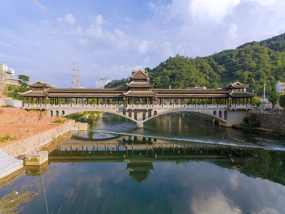 9.凤凰风、雪、雨、雾桥 首图.jpg