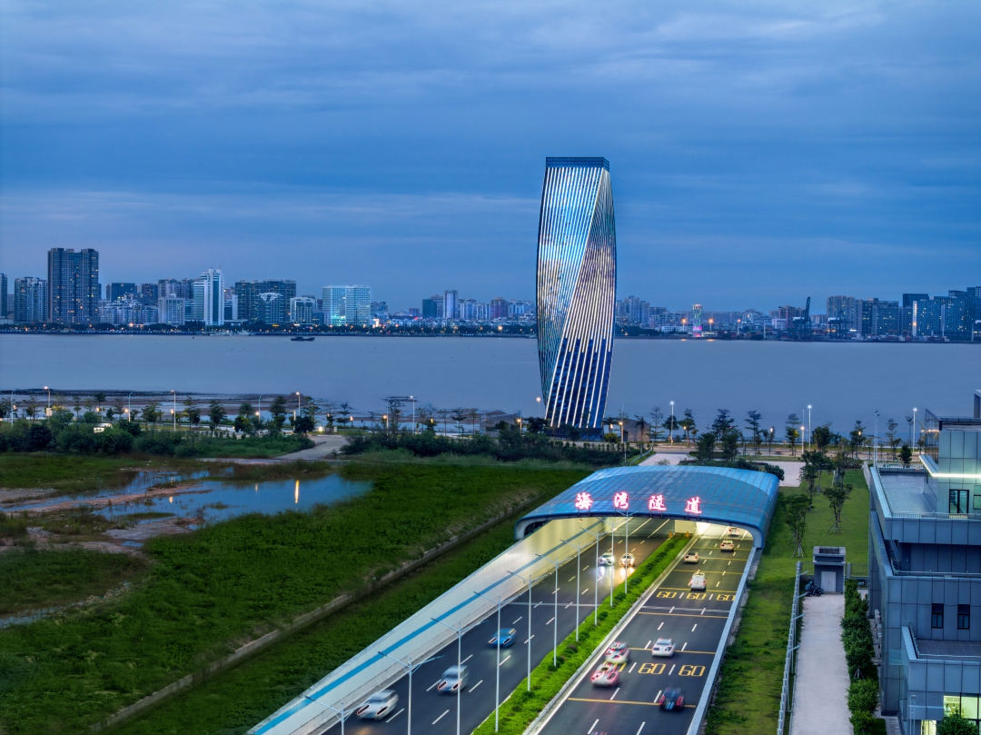 汕头海湾隧道1.jpg